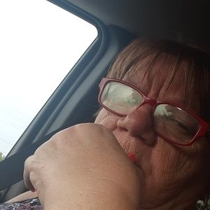 Meet your Posher, Carol